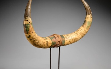 Folk Art polychrome scrimshaw bullock horns