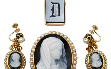 Four Piece Victorian Gold and Stone Cameo Lot