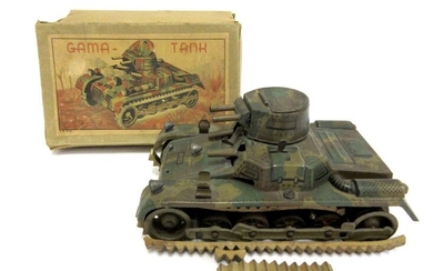 GAMA, tank N°60, camouflaged paint 3 tones, spring...