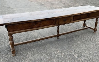 Huge Louis XIII era community table in walnut circa 300cm - Walnut - Late 17th century and later