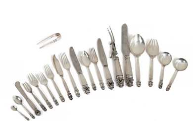 Johan Rohde: “Acorn”. Sterling silver cutlery. Georg Jensen 1915–1927 and after 1945. Designed 1915. Weight excluding pieces with steel 3320 g. (89)