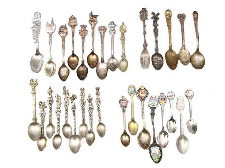 LARGE COLLECTION SOUVENIR SILVER PLATED TEA SPOONS