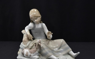 LLADRO SEATED GIRL WITH DEER