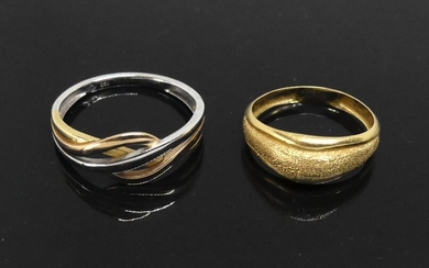 LOT of TWO RINGS, one in yellow gold partially amati, the other two golds. Weight 4.44 g TDD 52 and 59