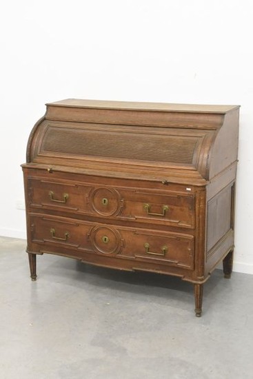 LouisXVI period oak chest of drawers (Ht 117...