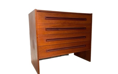 Mid-Century Modern Teak dresser with 4 drawers 1960's