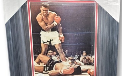 Muhammad Ali Hand Signed Autograph Photo Custom Framed JSA