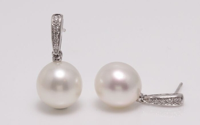No reserve price - 14 kt. White Gold - 9x10mm South Sea Pearls - Earrings - 0.08 ct
