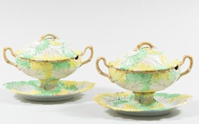 Pair of Wedgwood Pearlware Leaf Form Sauce Tureens, Covers and Underplates