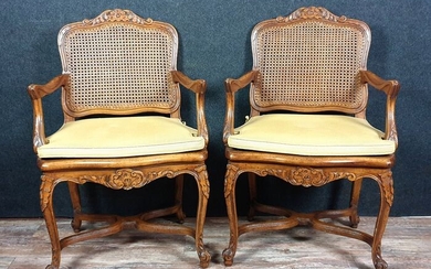 Pair of armchairs with seats and cane backs - Louis XV Style - Walnut - Late 19th century