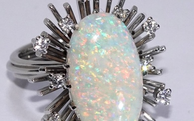 Ring - 14 kt. White gold - 5.35 tw. Opal - Diamond