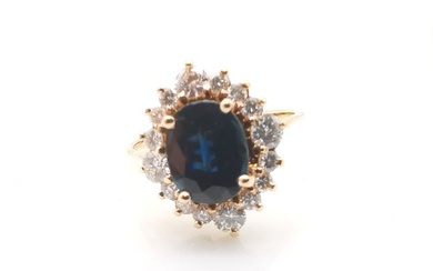 Ring Yellow gold - 2.68 tw. Sapphire - Diamond
