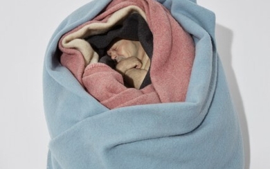 Ron Mueck, Man in Blankets