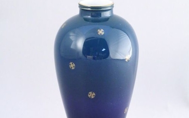 SEVERE. SPINDLE VASE, 1909. In porcelain enamelled with...