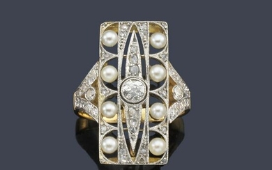 Shuttle ring with old-cut diamonds and pearls in 18K