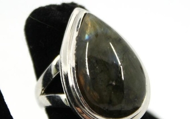Silver Pear-Shaped Labradorite Ring