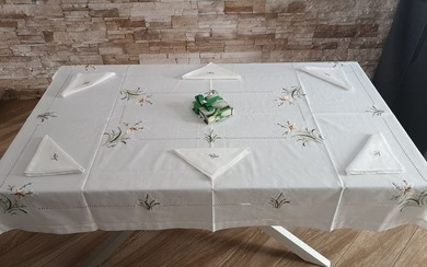 Tablecloth - 175 cm - 135 cm