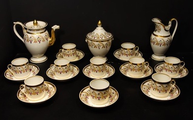 Tea service in polychrome Paris porcelain and fine gold gilding Empire period 1820 - Porcelain