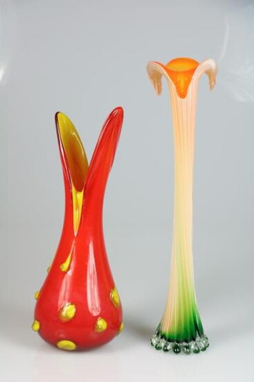 Two various design vases, a.w. a slender green-orange Iris-model vase and together with a red-yellow birds beak vase, 20th century.