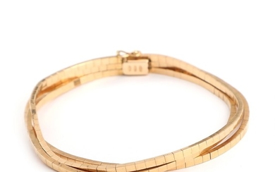 Uno A Erre: An Italian three-strand 18k gold bracelet. L. 19.3 cm. Weight app. 21.5 g. 1960's.