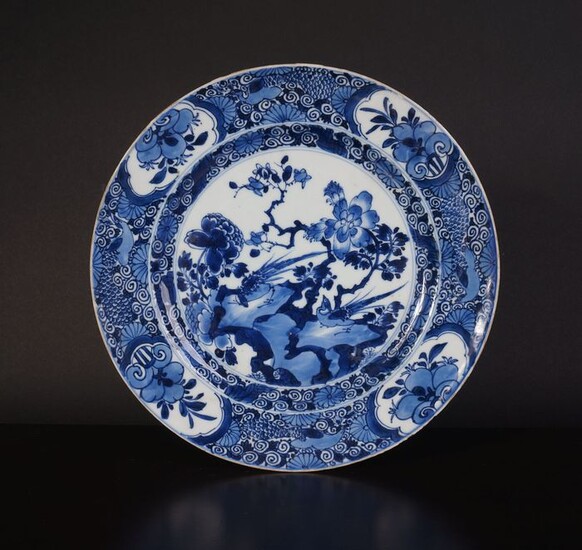 Very nice antique Chinese blue and white bowl with pheasant on rock (1) - Blue and white - Porcelain - China - Kangxi (1662-1722)