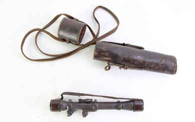 Vintage German Dr. W. Gerard rifle scope in original leather case (L25cm)