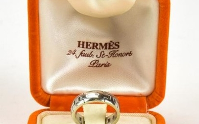 Vintage Hermes 18kt White Gold Ring w Original Box