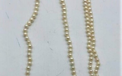Vintage Pearl Necklace with 14 K White Gold Clasp
