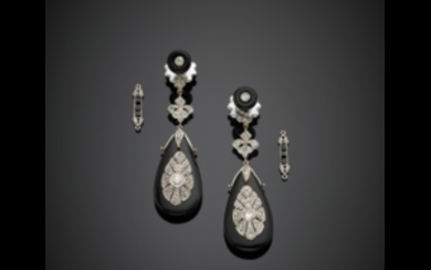 Platinum, onyx and diamond pendant earrings, white gold clasp,...