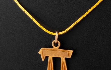 14K Yellow Gold Chai Pendant Necklace