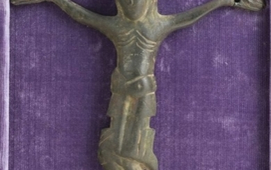 Bronze Christ. Meuse Valley. Romanesque. 13th century.