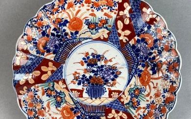 1800s Japanese Imari Porcelain Scalloped Edge Floral Charger