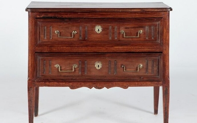 18TH CENTURY FRENCH DIRECTOIRE WALNUT COMMODE