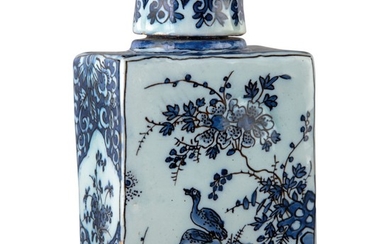 A DUTCH DELFT BLUE AND WHITE RECTANGULAR TEA CANISTER AND COVER, CIRCA 1690-1700