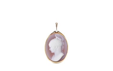 Sardonyx cameo and seed pearl pendant, attributed to August Rudolph Wild, early 20th century