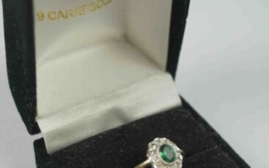 9ct Gold and Gem Set Cluster Ring, Set with a small green Gemstone to the centre, Flanked with small