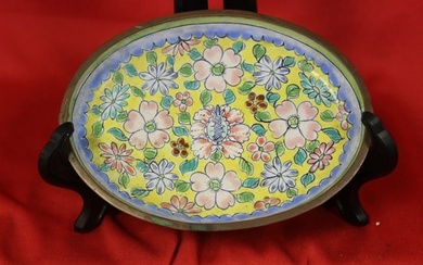 A Chinese Canton Enamel Small Dish