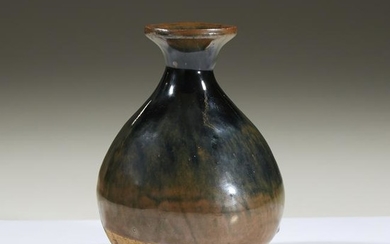 A Chinese Jizhou-type black and brown-glazed