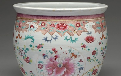 A Chinese famille rose fish bowl, 18th / 19th c, painted wit...
