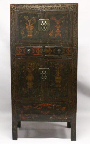 A LATE 18TH CENTURY CHINESE BLACK LACQUER 'HAT CHEST'