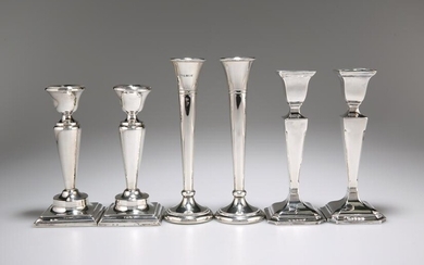 A PAIR OF GEORGE V SILVER CANDLESTICKS, by E J
