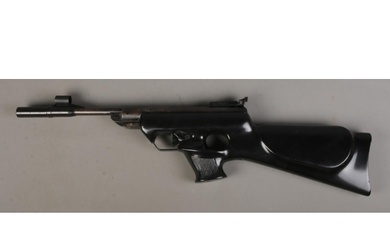 A cased BSA Shadow .22 calibre break barrel air rifle with ...