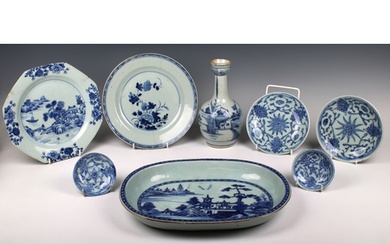 A group of Chinese 18th & 19th century blue and white porcel...