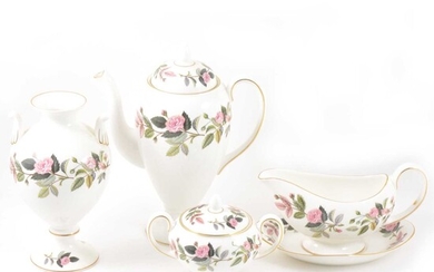A quantity of Wedgwood Hathaway Rose pattern dinner and decorative wares