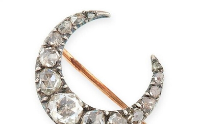 AN ANTIQUE DIAMOND CRESCENT MOON BROOCH, LATE 19TH