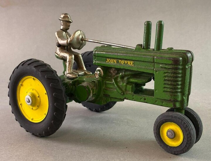 Antique Arcade Cast Iron John Deere Tractor