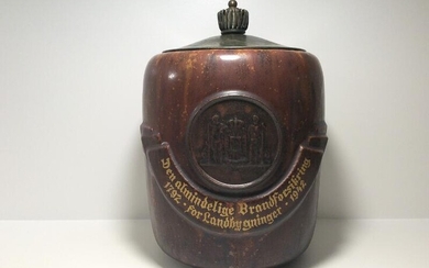 SOLD. Arne Bang: A stoneware jar with patinated bronze lid. Signed monogram. H. 20 cm. – Bruun Rasmussen Auctioneers of Fine Art