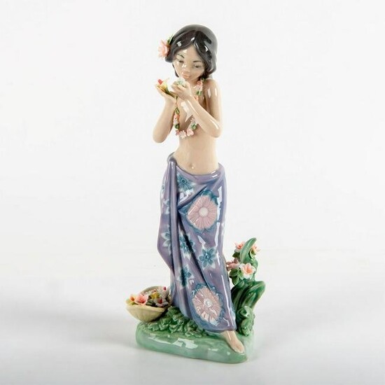 Aroma of the Islands 1001480 - Lladro Porcelain