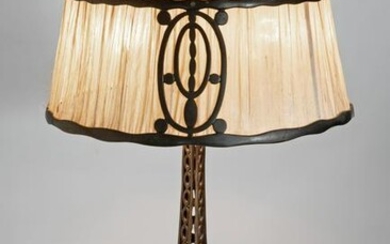 Art Nouveau bronze / brass table lamp