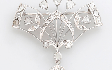 Belle Époque style diamonds brooch-pendant.